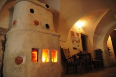 Náš Golem - pec vo vstupnej hale