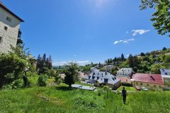 Výhľad zo záhrady Výhľad zo záhrady