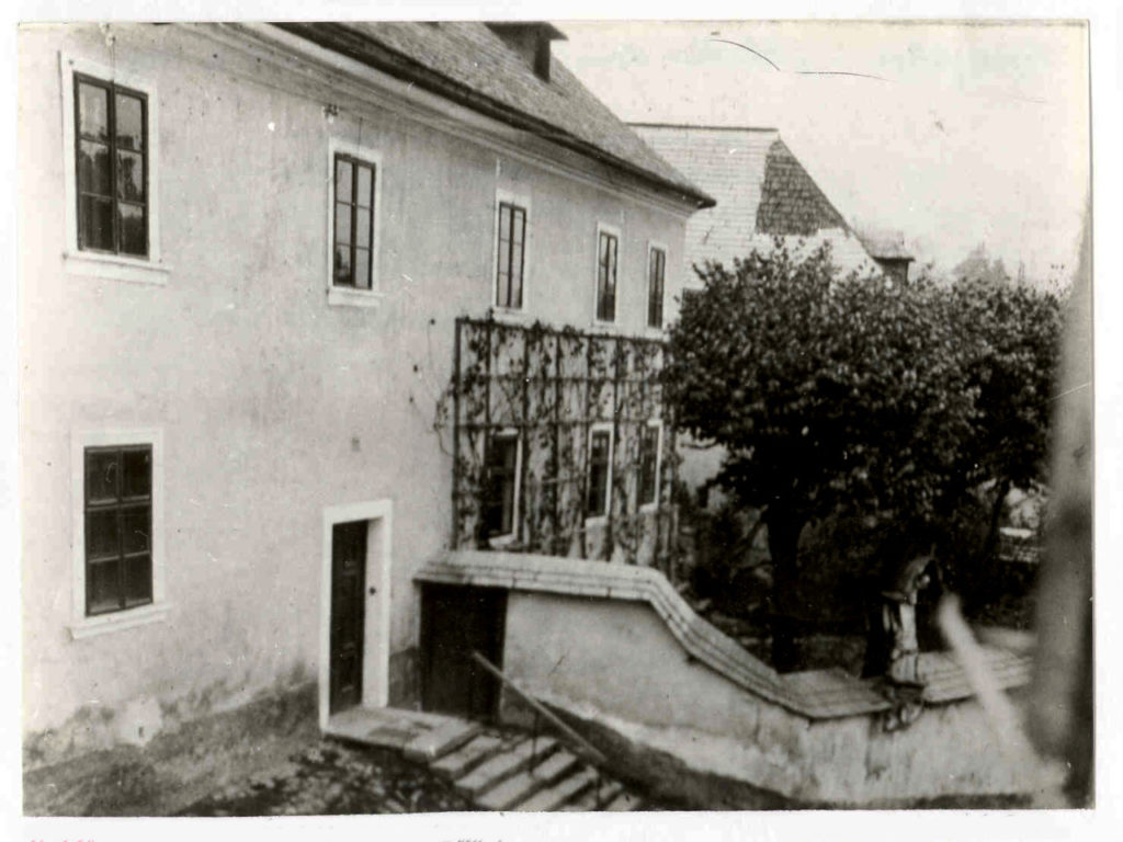 história Skautského domu - fotografia okolo r. 1900